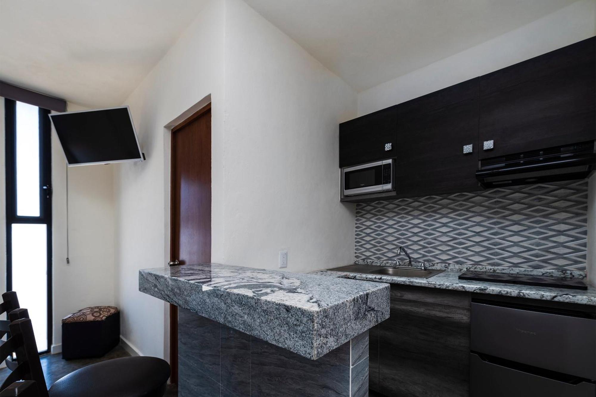 Capital O Hotel Joyma Suites, San Luis 산루이스포토시주 외부 사진